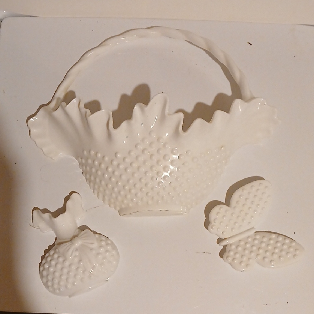Burwood Homco 1984 Vintage 4 Piece Hobnail Wall Pocket Set